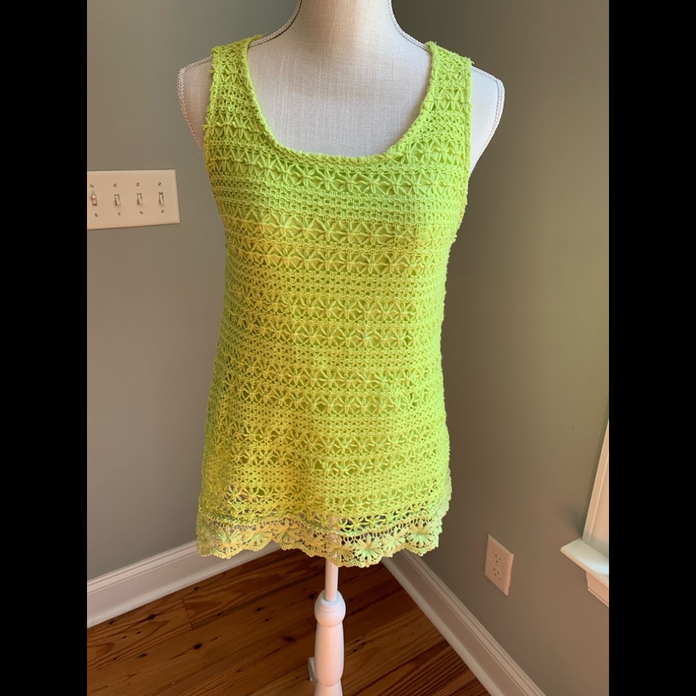 🌺 3 for $15! Lace tank (102)